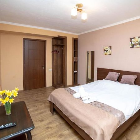 Guest House Kavkasioni 33 Telavi Buitenkant foto