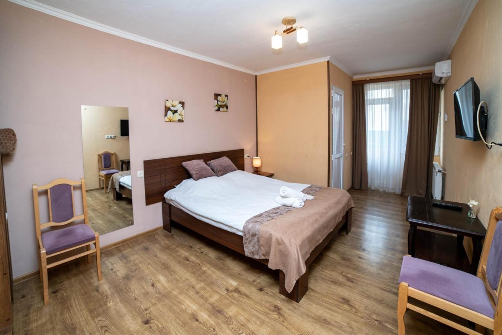 Guest House Kavkasioni 33 Telavi Buitenkant foto
