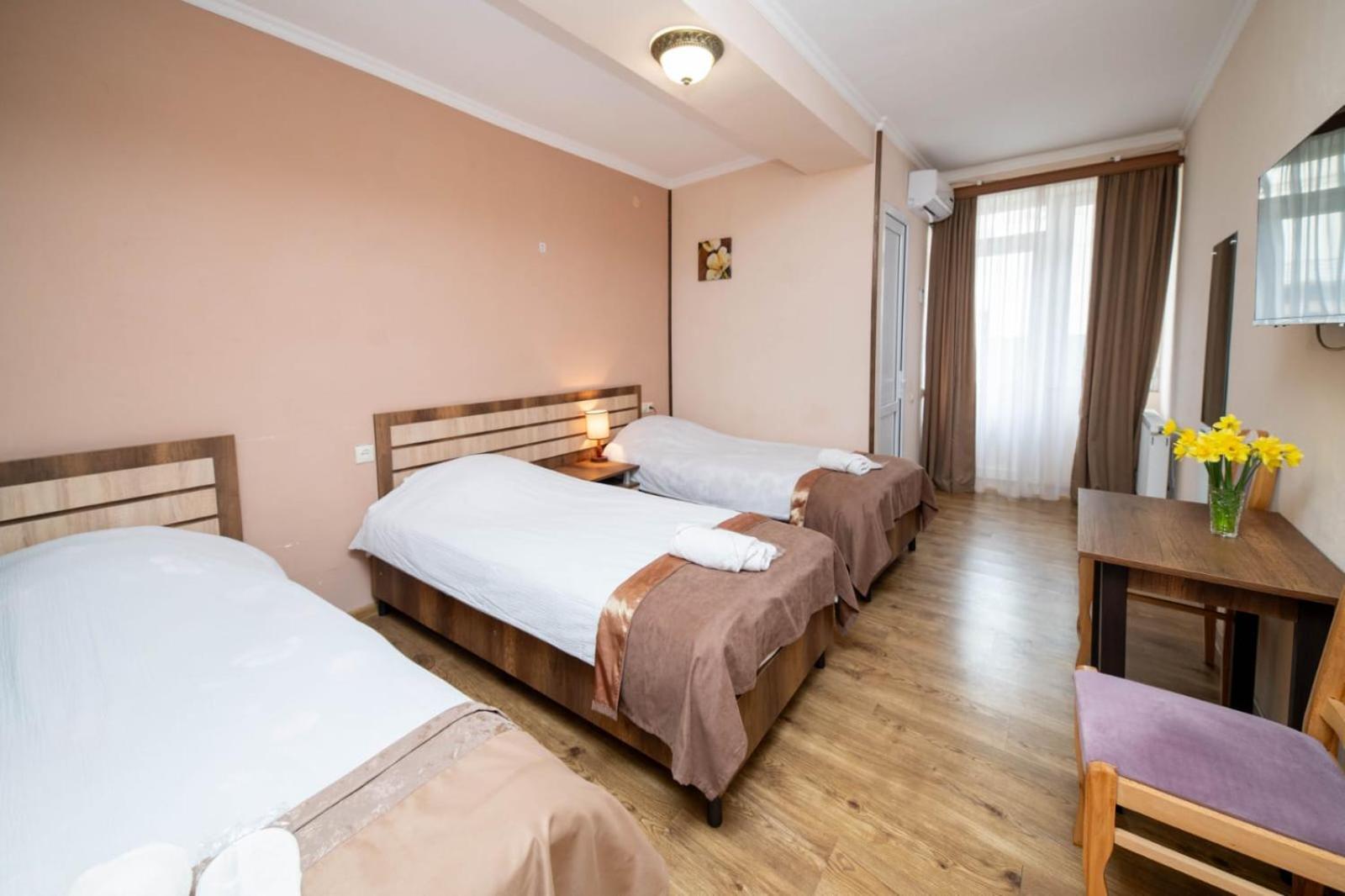 Guest House Kavkasioni 33 Telavi Buitenkant foto